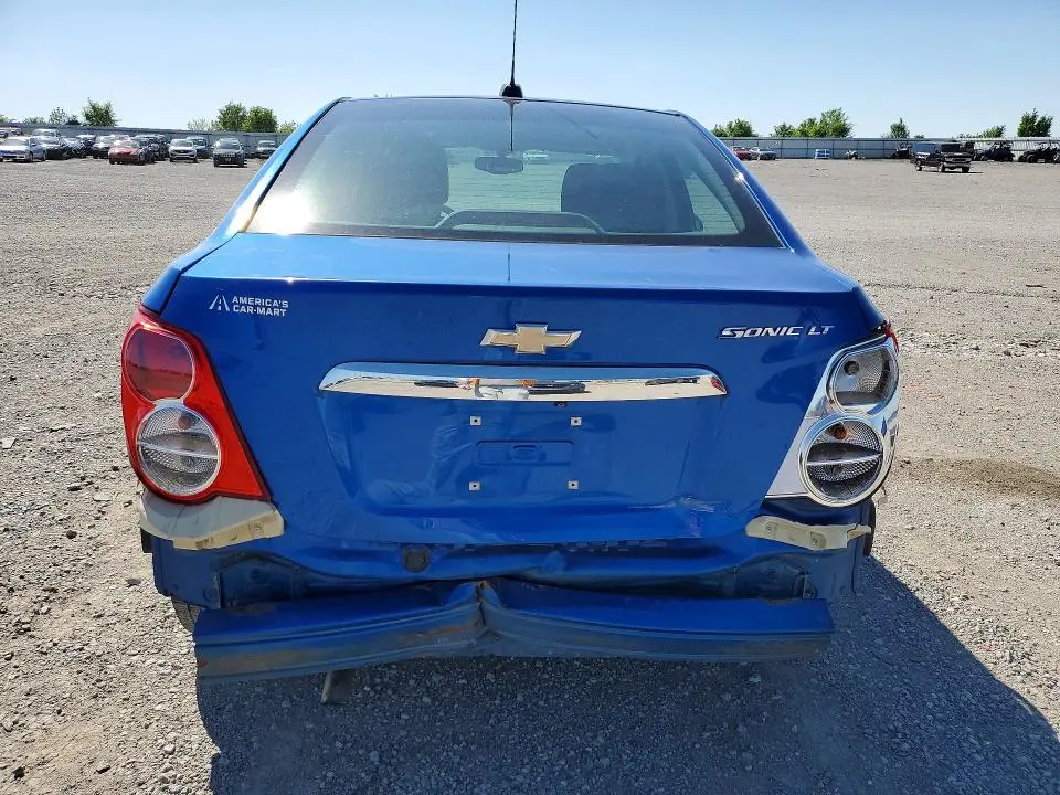 2016 CHEVROLET SONIC LT  