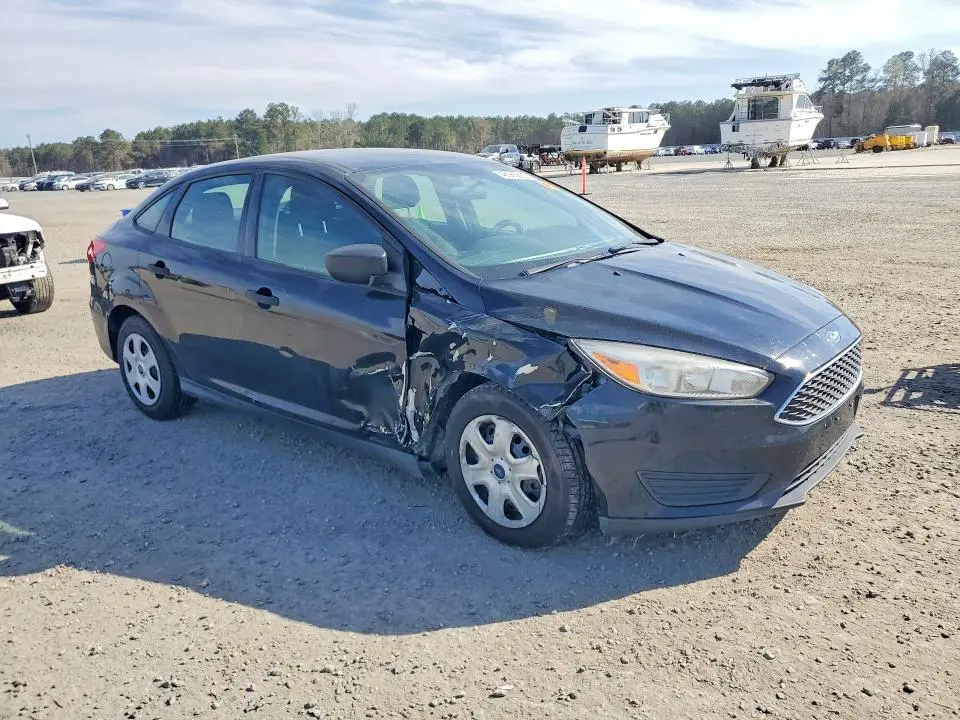 2017 FORD FOCUS S  
