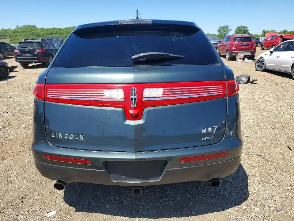 2015 LINCOLN MKT   