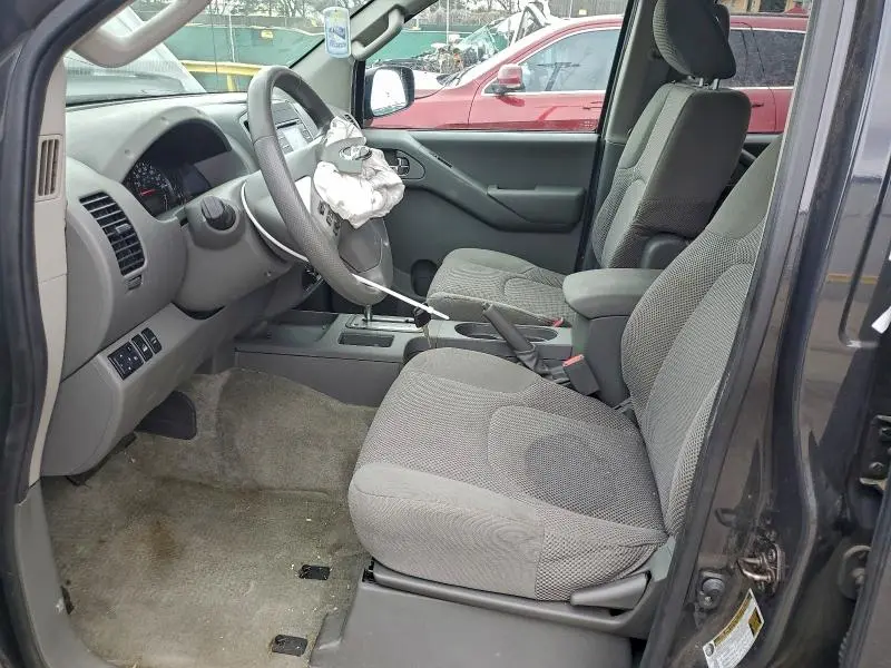 2014 NISSAN FRONTIER SV  