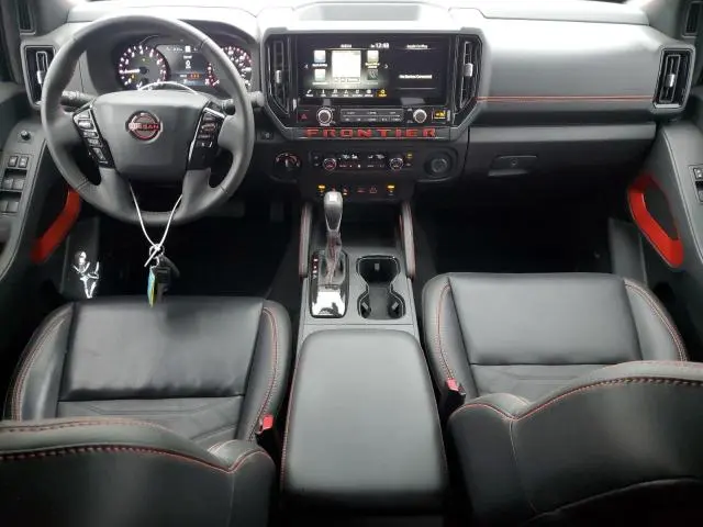 2025 NISSAN FRONTIER SV  