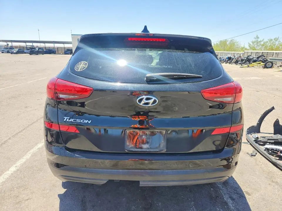 2020 HYUNDAI TUCSON SE  