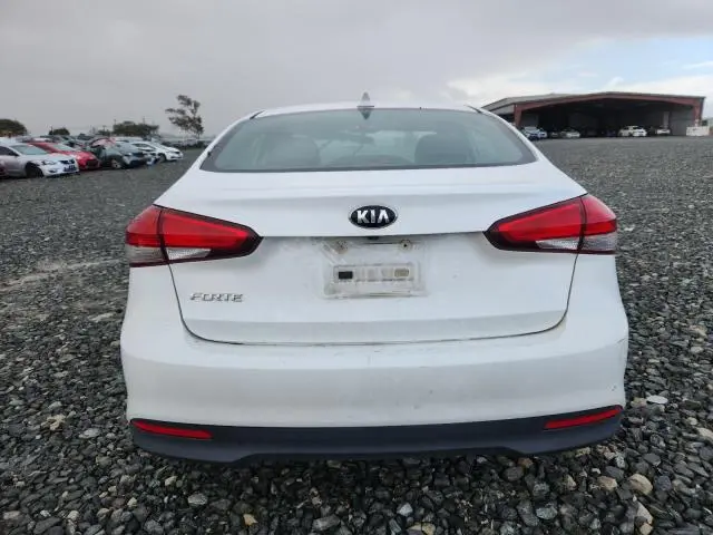 2018 KIA FORTE LX  