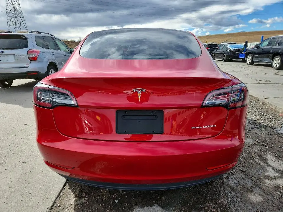 2022 TESLA MODEL 3   