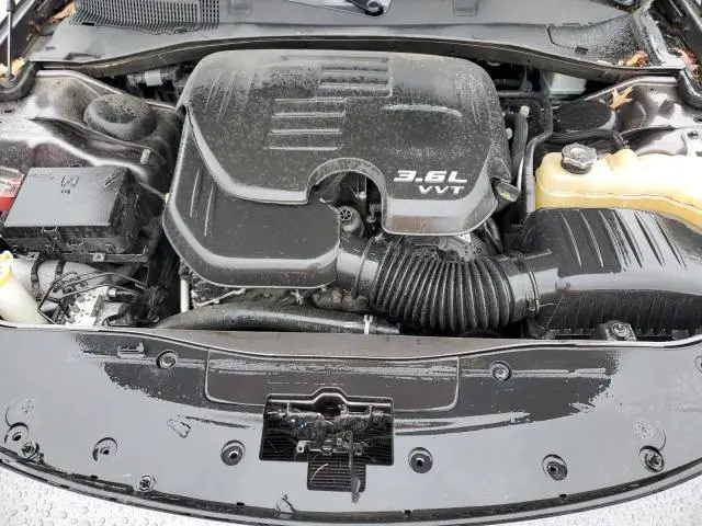 2017 DODGE CHARGER SXT  