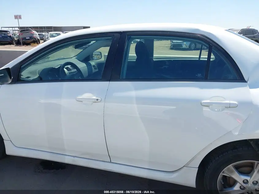 2013 TOYOTA COROLLA S