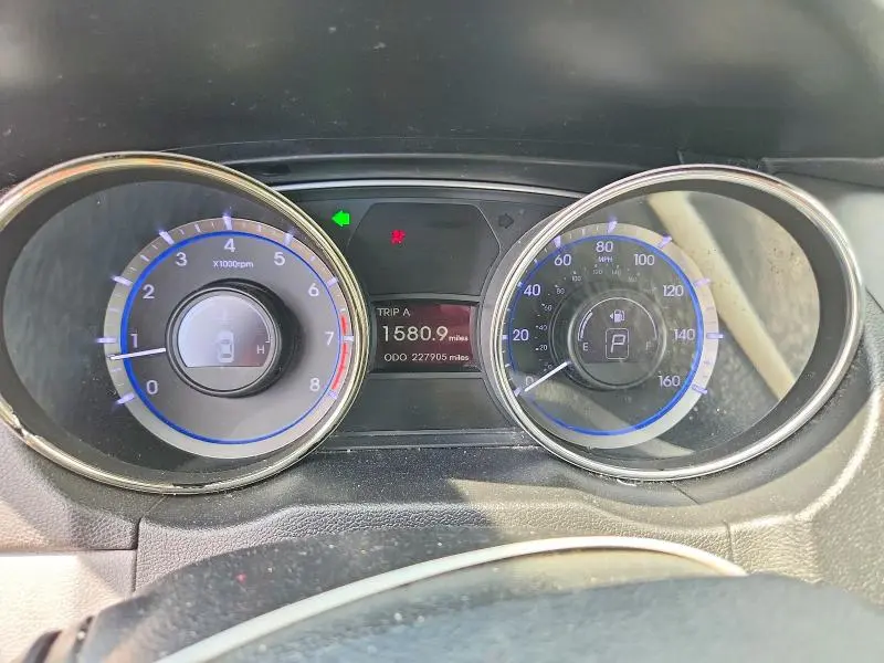 2013 HYUNDAI SONATA SE  