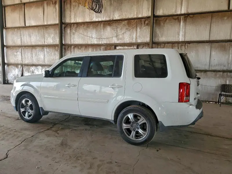 2015 HONDA PILOT SE  