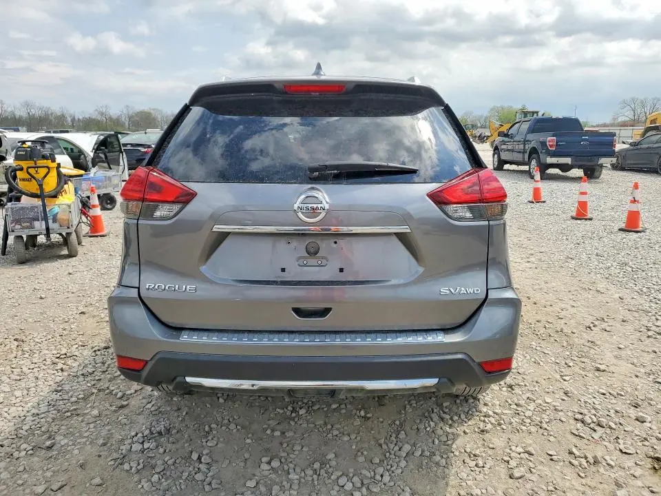 2017 NISSAN ROGUE SV  