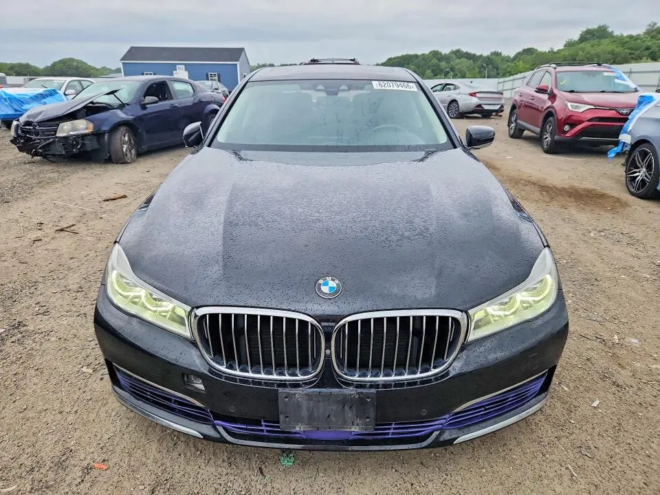 2016 BMW 750 XI  
