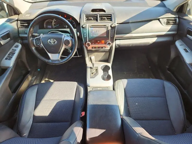 2013 TOYOTA CAMRY SE  