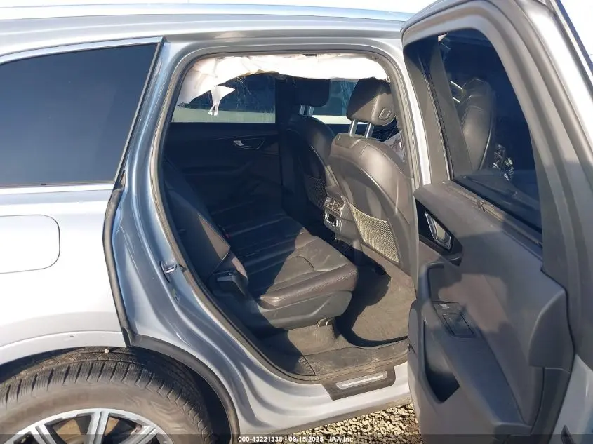 2017 AUDI Q7 3.0T PREMIUM