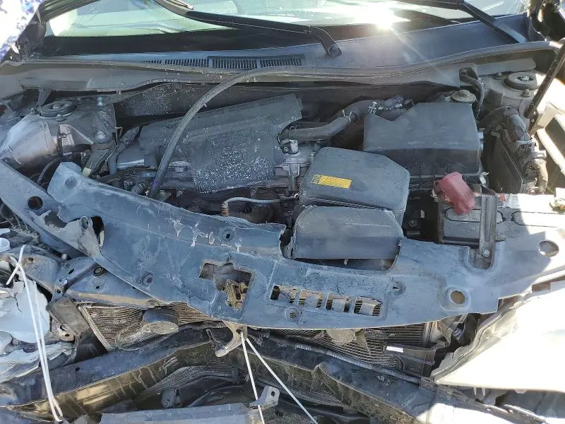 2014 TOYOTA CAMRY LE  