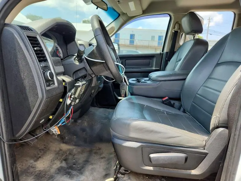 2013 RAM 1500 ST  