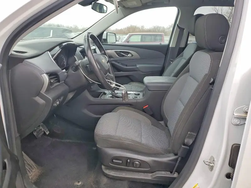 2018 CHEVROLET TRAVERSE LT  