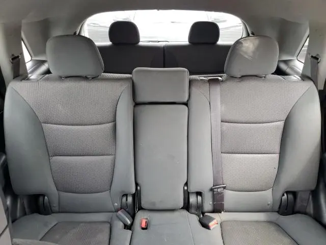 2013 KIA SORENTO LX  