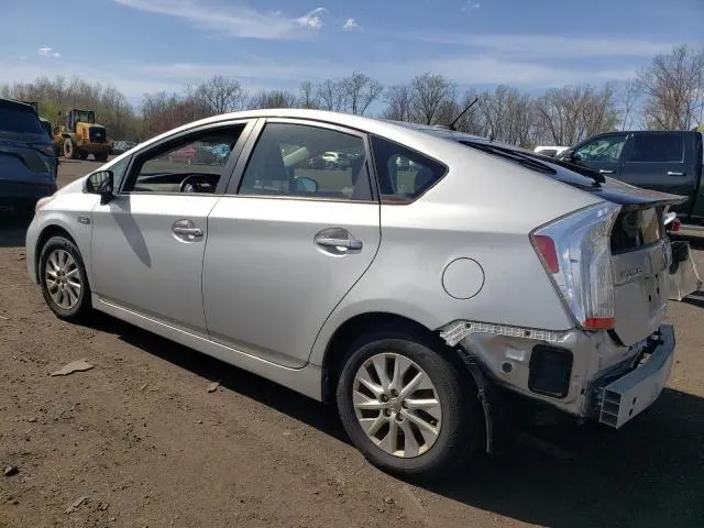 2013 TOYOTA PRIUS PLUG-IN   