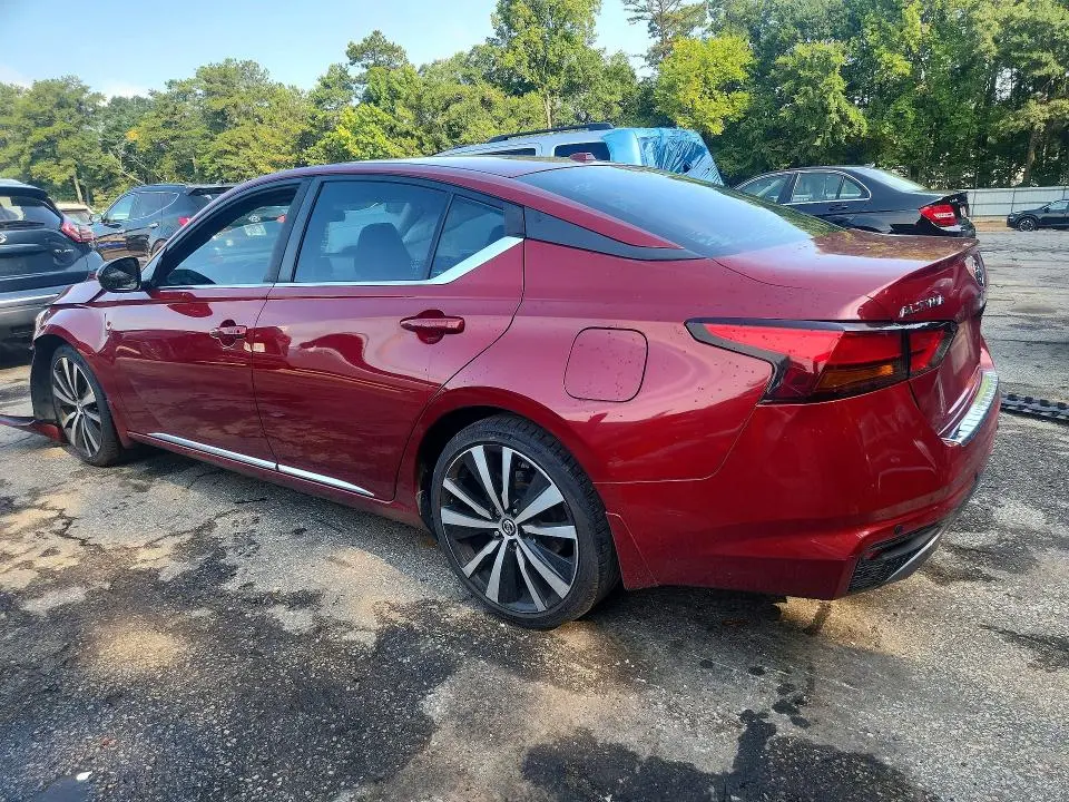 2019 NISSAN ALTIMA SR  