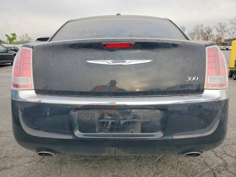 2012 CHRYSLER 300 LIMITED  