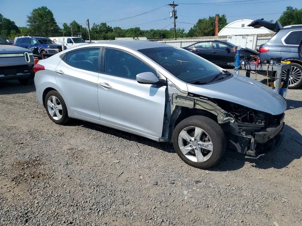 2013 HYUNDAI ELANTRA GLS  