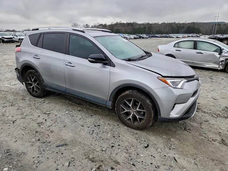 2016 TOYOTA RAV4 SE  