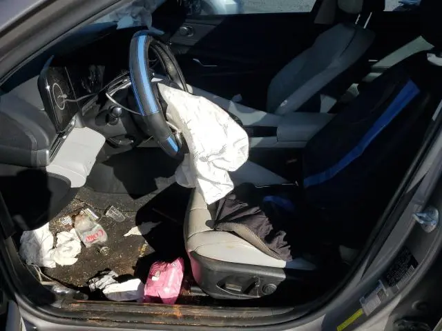 2022 HYUNDAI ELANTRA LIMITED  