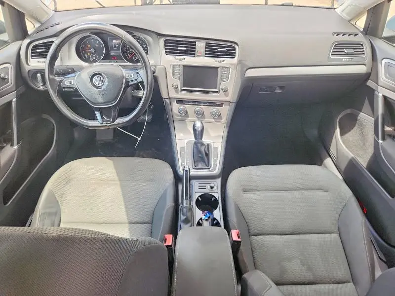 2016 VOLKSWAGEN GOLF S/SE  