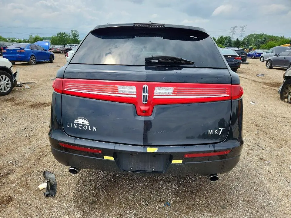 2019 LINCOLN MKT   