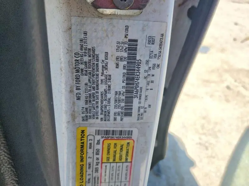 2014 FORD FUSION SE  