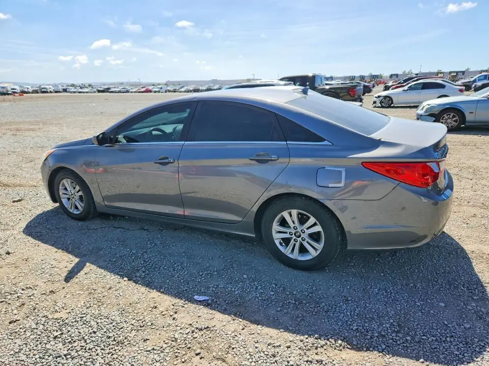 2011 HYUNDAI SONATA GLS  