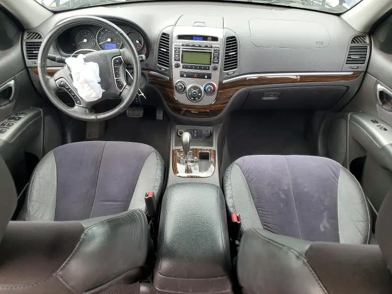 2010 HYUNDAI SANTA FE SE  