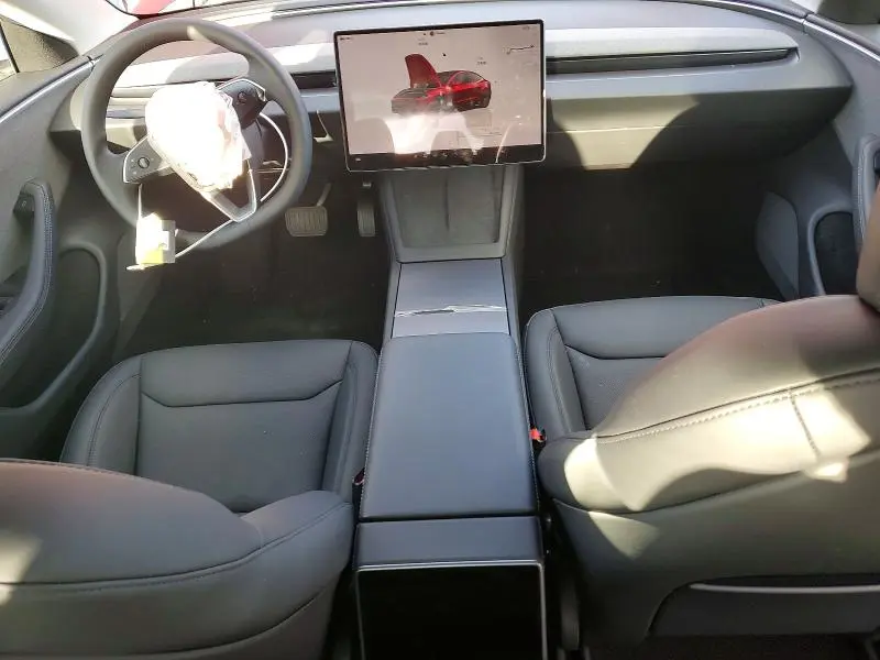 2026 TESLA MODEL 3   