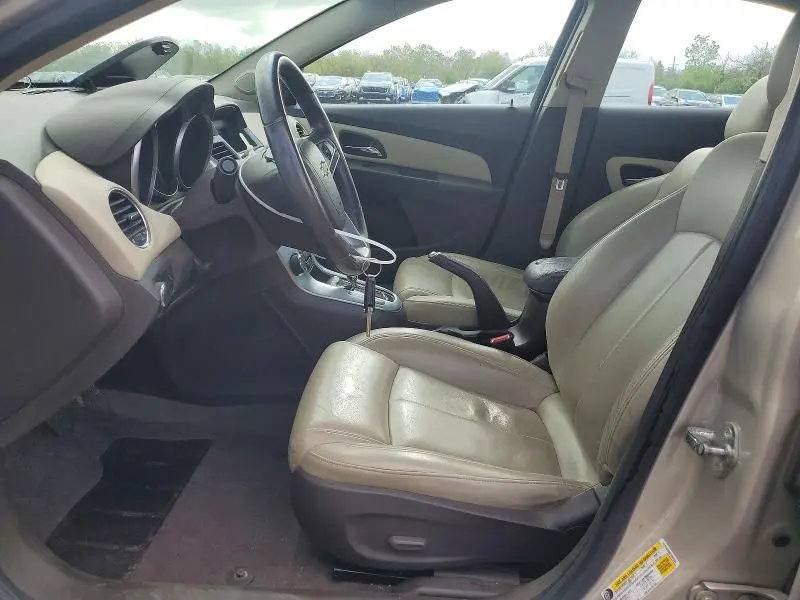 2011 CHEVROLET CRUZE LT  