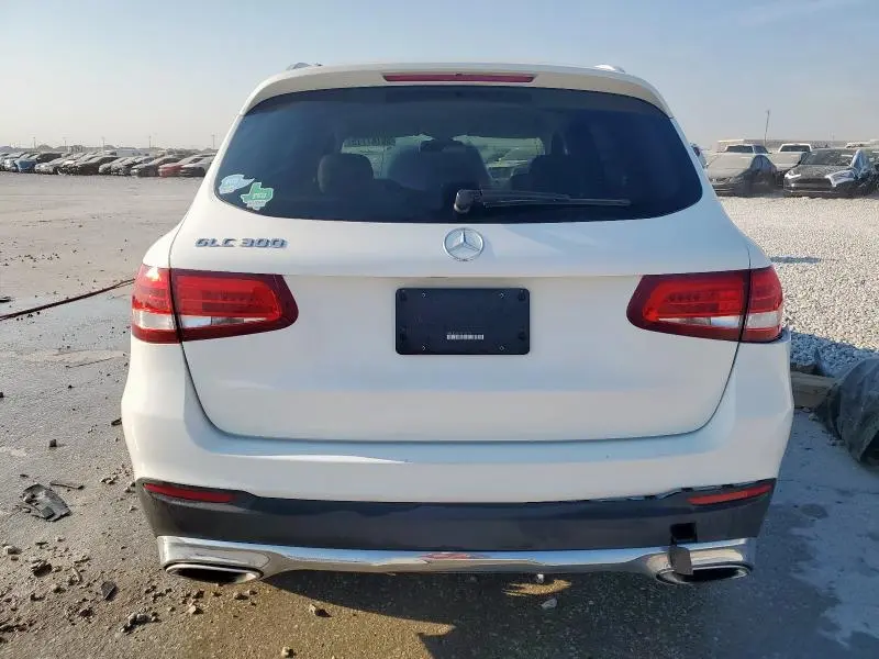 2017 MERCEDES-BENZ GLC 300  