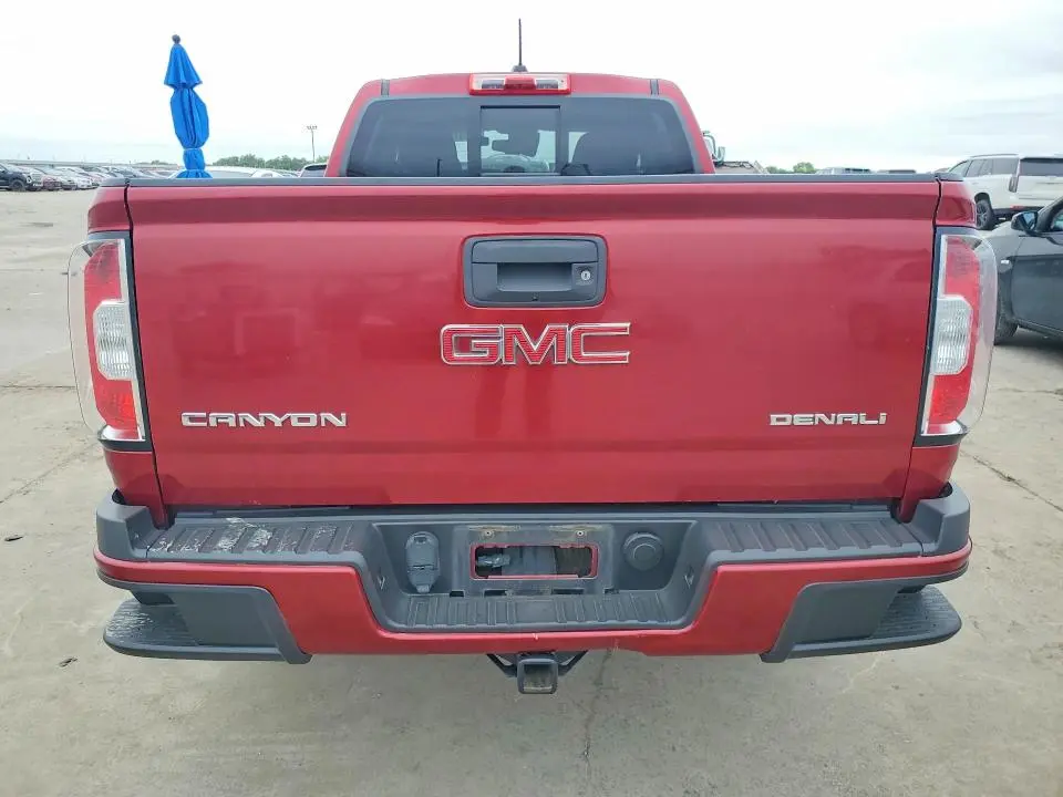 2017 GMC CANYON DENALI  