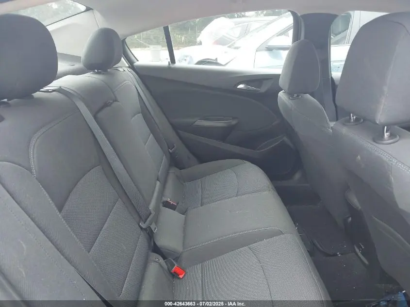 2018 CHEVROLET CRUZE LT AUTO