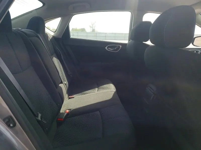 2016 NISSAN SENTRA SR  