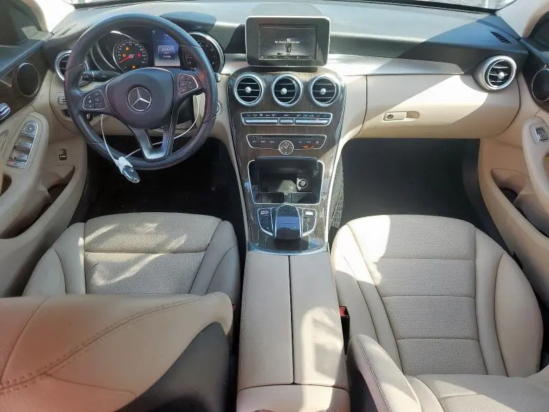 2015 MERCEDES-BENZ C 300