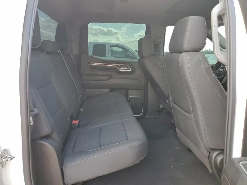 2023 GMC SIERRA K1500 SLE  