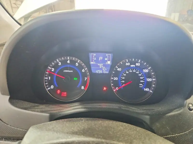 2015 HYUNDAI ACCENT GS  