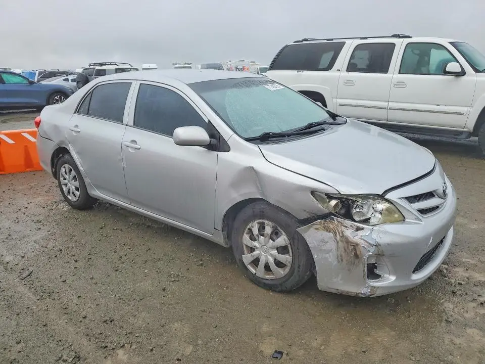 2013 TOYOTA COROLLA L  