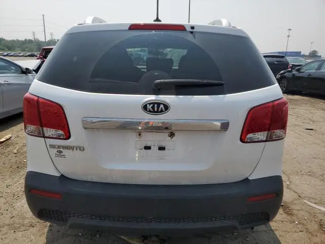 2011 KIA SORENTO BASE  