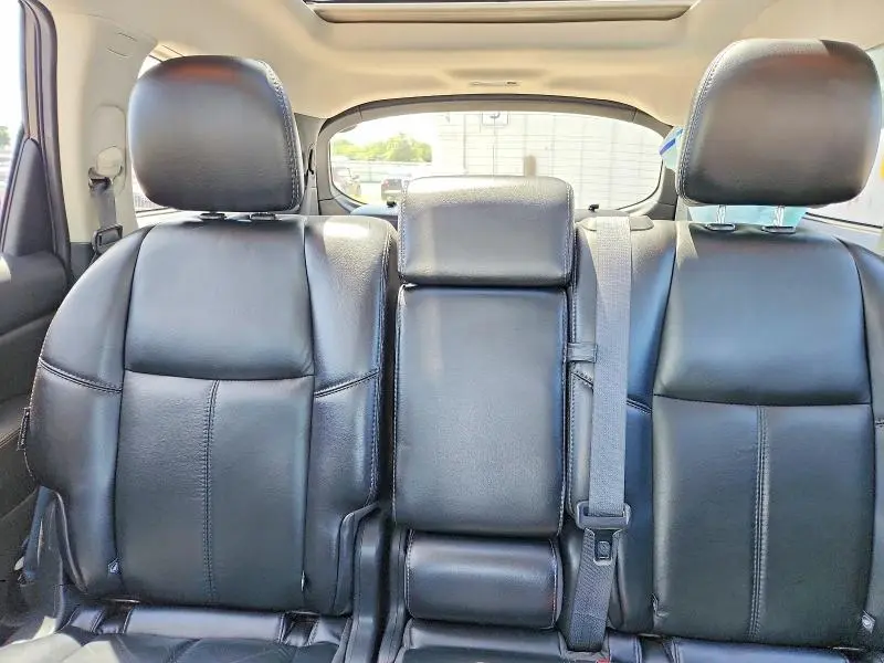2018 NISSAN PATHFINDER SL  