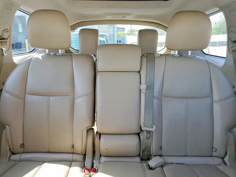 2014 NISSAN PATHFINDER SL  