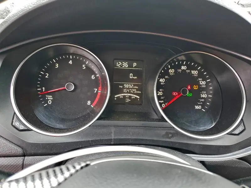 2015 VOLKSWAGEN JETTA BASE  