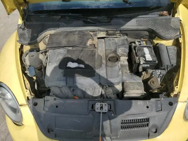 2012 VOLKSWAGEN BEETLE   