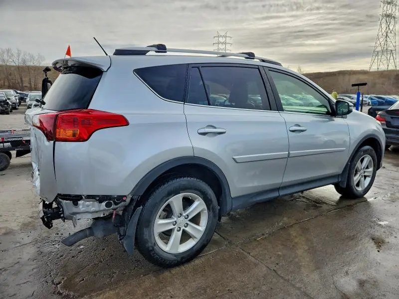2014 TOYOTA RAV4 XLE  