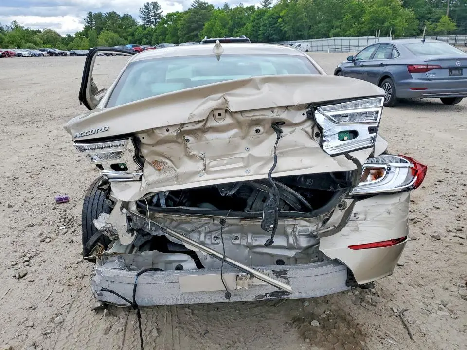 2018 HONDA ACCORD EX  