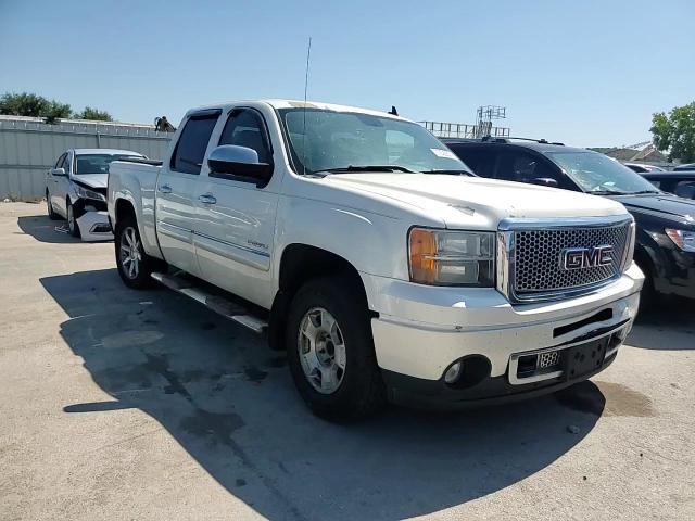 2013 GMC SIERRA C1500 DENALI