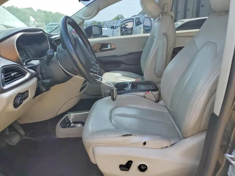 2017 CHRYSLER PACIFICA TOURING L  